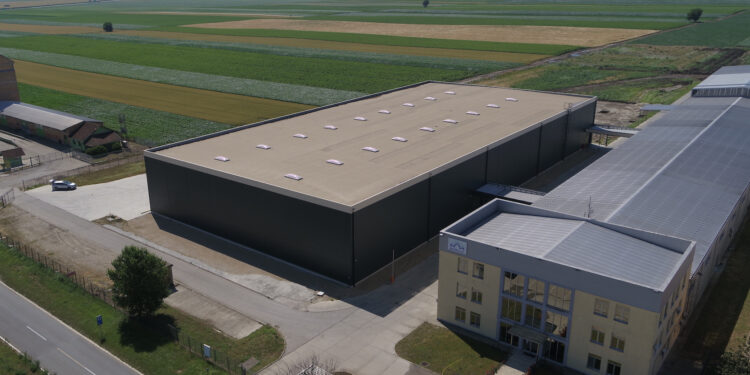 OCSiAl expands its graphene nanotube production