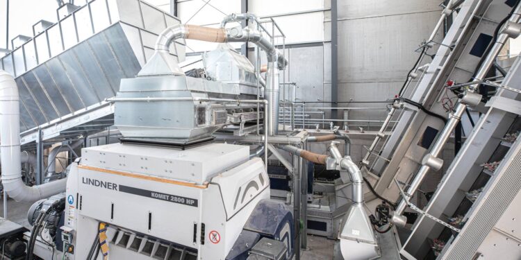 Lindner at IFAT 2022: Be A Waste TransformerLindner at IFAT 2022: Be A Waste Transformer