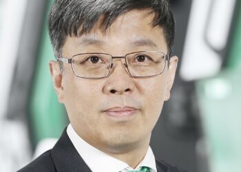 Again Premieres and Innovations in Shenzhen