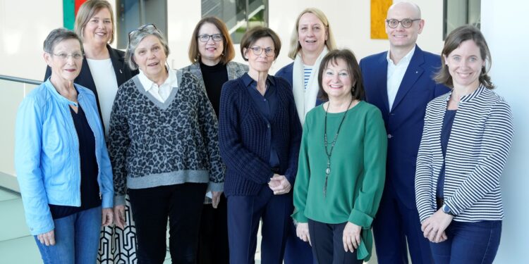 Educational Partnership Extended: Wesel Elementary School Children Will Continue to Benefit From the Sponsorship Project Even After Its Tenth Year.