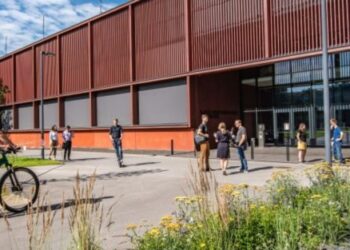 The Future of Plastics: JKU Linz Trains the Plastics Engineers of Tomorrow