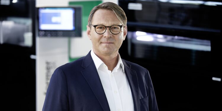 Dr Victor Roman, Managing Director of ARBURGadditive.