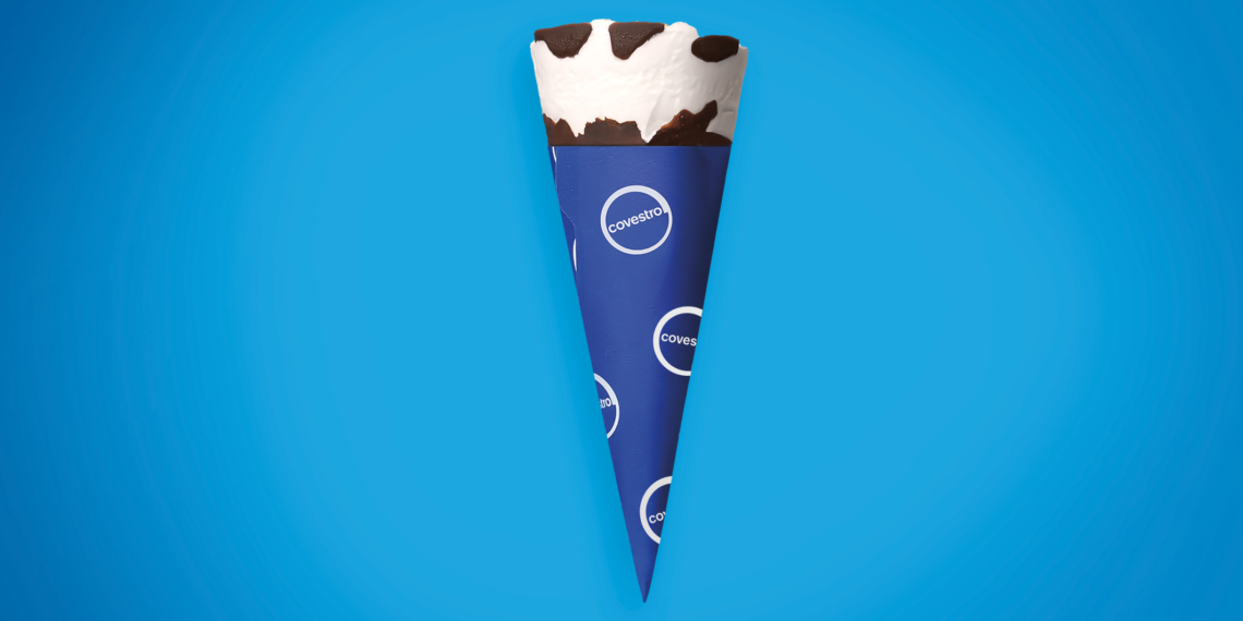 The resin for food packaging is made with 37 percent plant-based and transparently sourced ingredients, such as bark, castor beans, and corn. This substantially reduces its carbon footprint in comparison to virgin PE and standard fossil-based coatings.