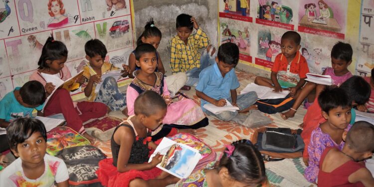 Borealis supports Kindernothilfe in improving the lives of disadvantaged children and their families in Mumbai, India.