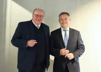 NETZSCH CEO Felix Kleinert Hands over the Baton to Andreas Denker