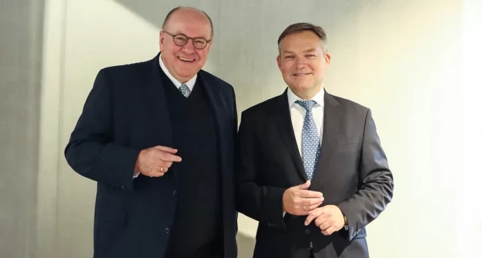 NETZSCH CEO Felix Kleinert Hands over the Baton to Andreas Denker