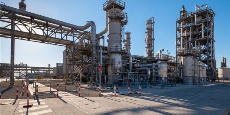 SABIC, SD & LINDE ENTER STRATEGIC COLLABORATION TO EXPLORE OPPORTUNITIES FOR DECARBONIZATION IN CHEMICAL INDUSTRY