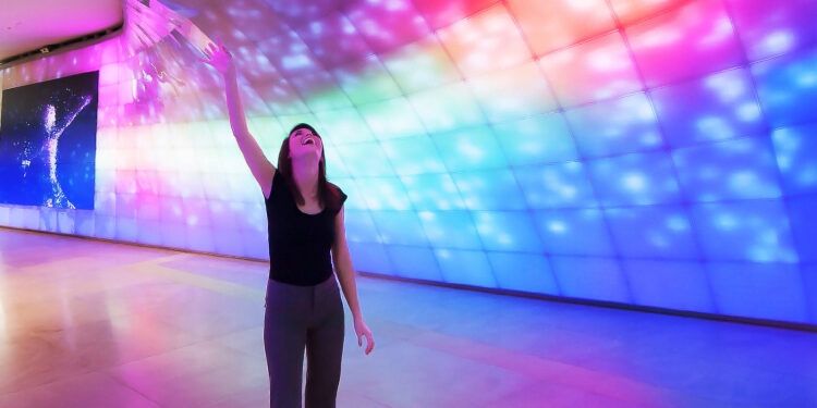 Innovative Polycarbonates For Lighting And Building Technology