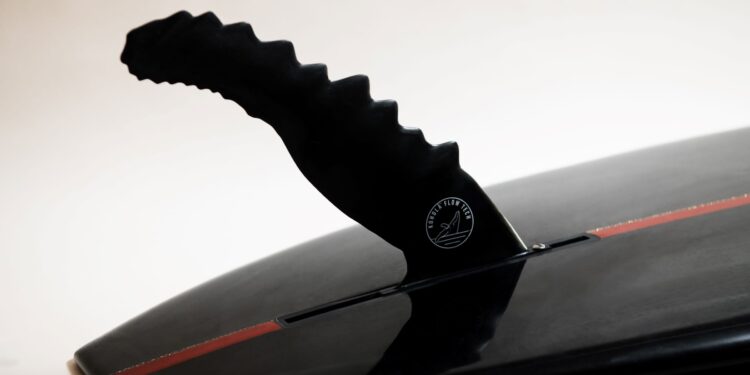 Syensqo’s Ixef PARA shapes innovative surfing fin by Kohola Flow Tech