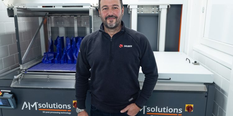 Sauber Motorsport Optimizes the Post Processing of SLA Parts on Large Build Platforms with C1 Max