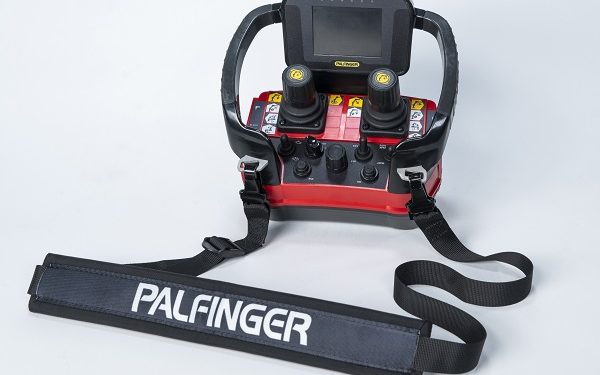 Compact & Precise! – The New PALFINGER P6 Radio Remote Control