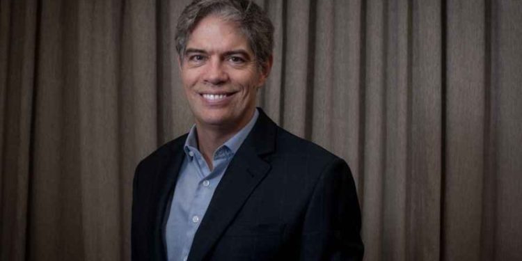 Ricardo Amorim to Highlight Innovation, Design, and AI’s Influence on Business at IV World Plastic Connection Summit