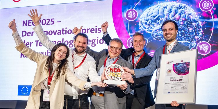 DIEFFENBACHER wins NEO2025 Innovation Award Smart digitalization solution EVORIS honored by Karlsruhe TechnologyRegion