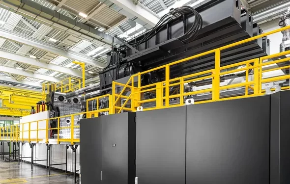 ENGEL builds the world’s largest injection moulding machine