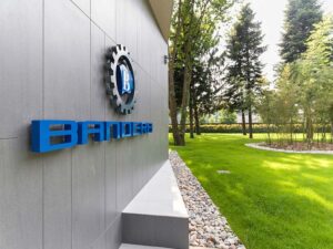 Think Global, Serve Local: Bandera’s Key to International Success